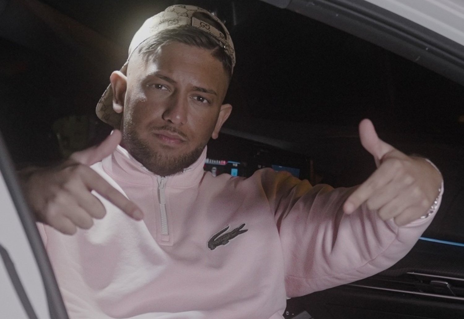 Deutsch Rapper im Auto