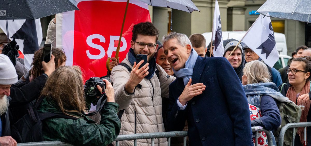 SP-Politiker machen Selfie