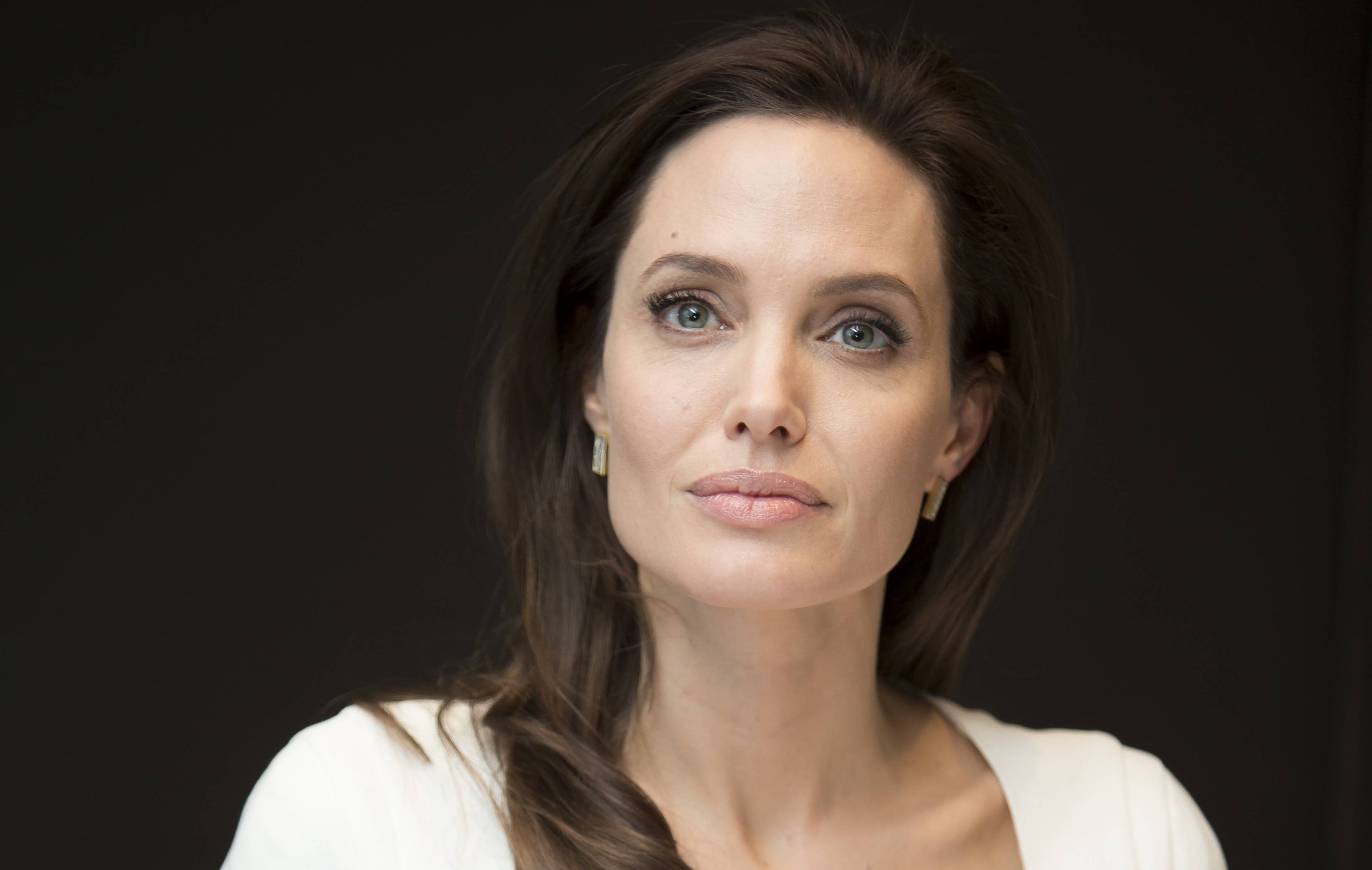 Angelina Jolie